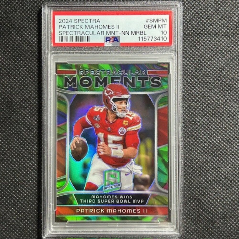2024 Spectra Patrick Mahomes II Spectacular Moments Marble Neon SSP /4 PSA 10